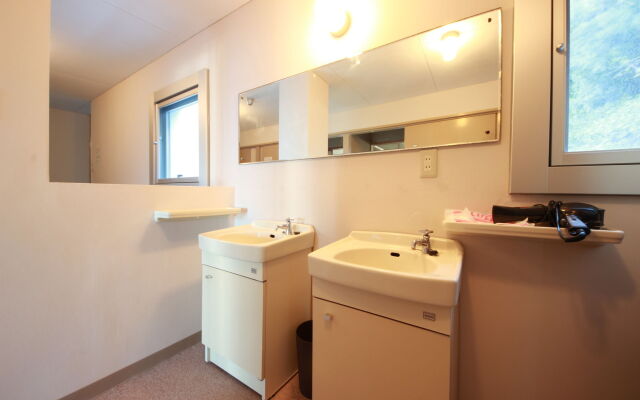 Shirahama White Beach House