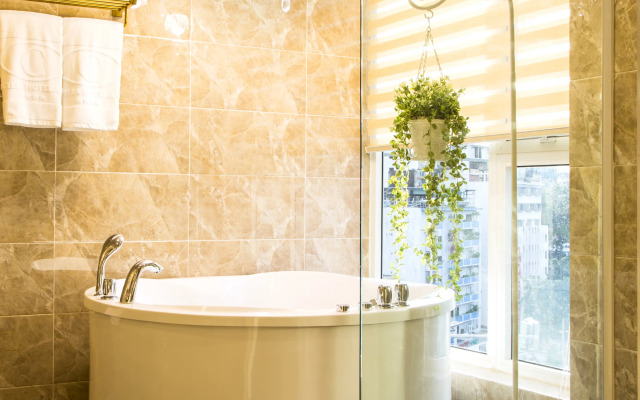 Cicilia City Hotel Saigon Center