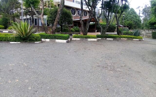 Hotel Eel