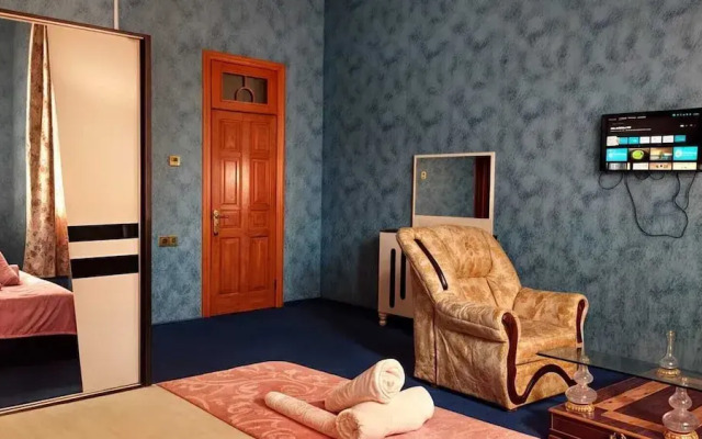 Badamdar Ist Hotel