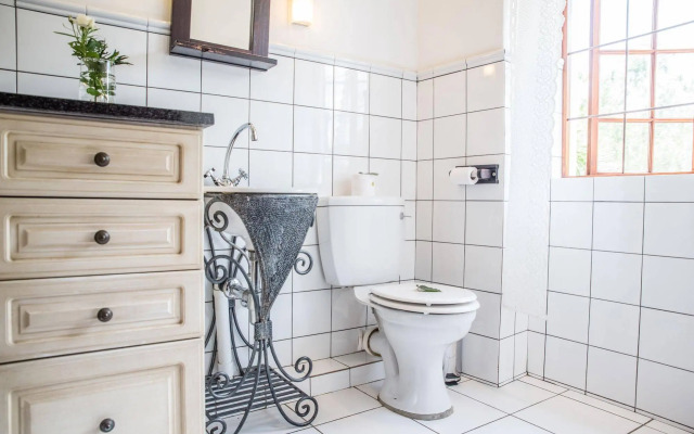 5th Avenue Gooseberry Guest House
