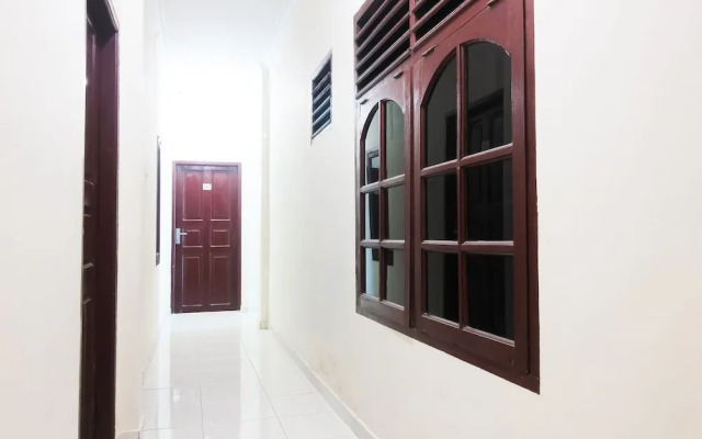 Spot On 2370 Berkah Homestay Syariah