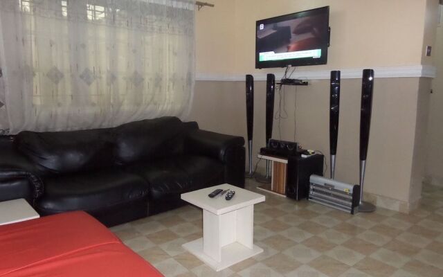 De Maria Inn Apartment