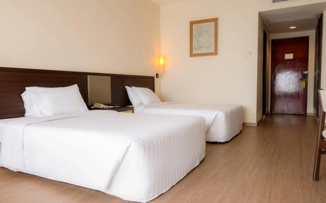 Hotel Cambodiana