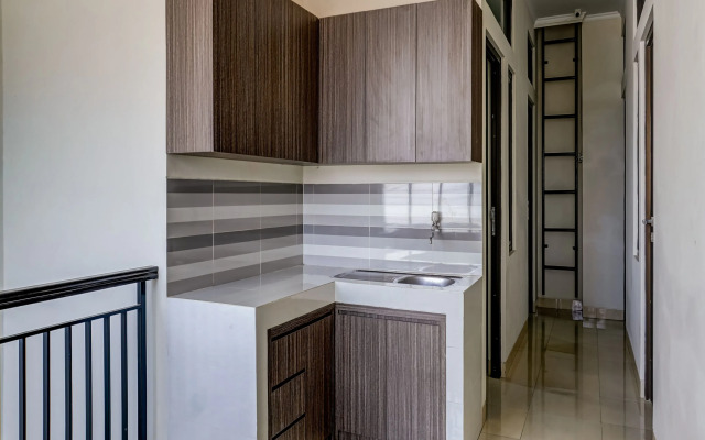 Guesthouse Colombus By OYO