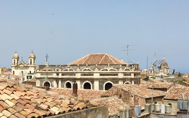 Casa con vista su Catania