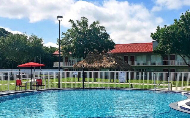 Vero Beach Inn & Suites