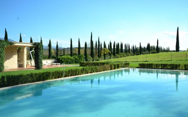 Garden & Wine Country Stay