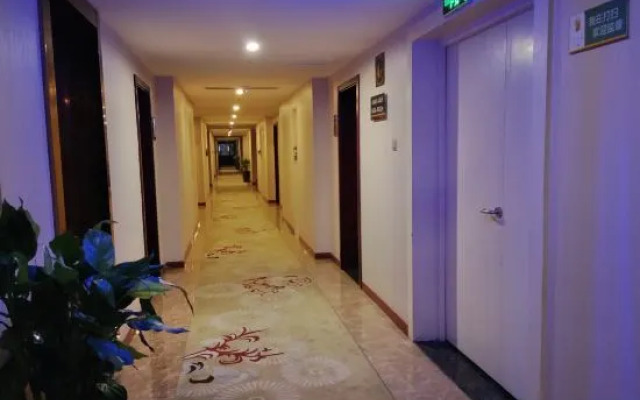 Lujiang Juai Garden Hotel