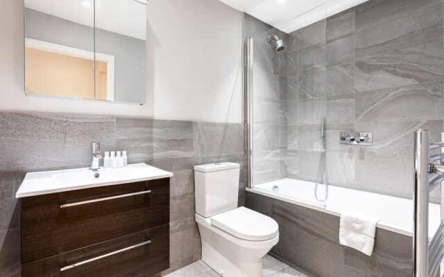 Wonderful Chelsea Apartment