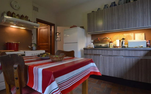 Chalet in Stavelot With Garden