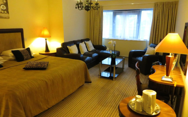 The Waterside Hotel