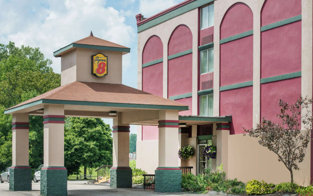 Travelodge by Wyndham Ridgeway Martinsville Area