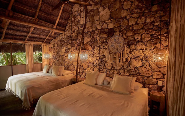 Kapok Bacalar – Plant Based Hotel