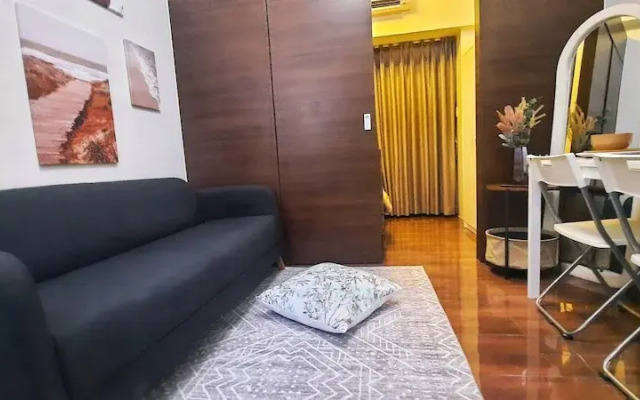 Air Residences-Contemporary Scandi w/Skyline view