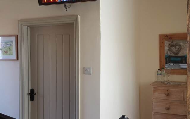 Marshview Dairy B&B, Holiday Lets and Campsite
