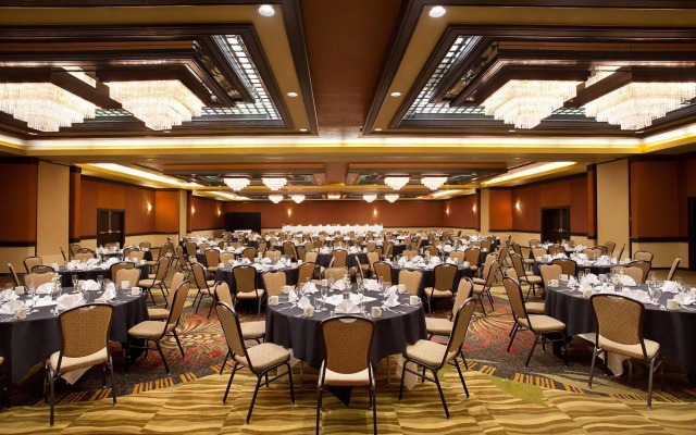 Radisson Hotel Denver - Aurora