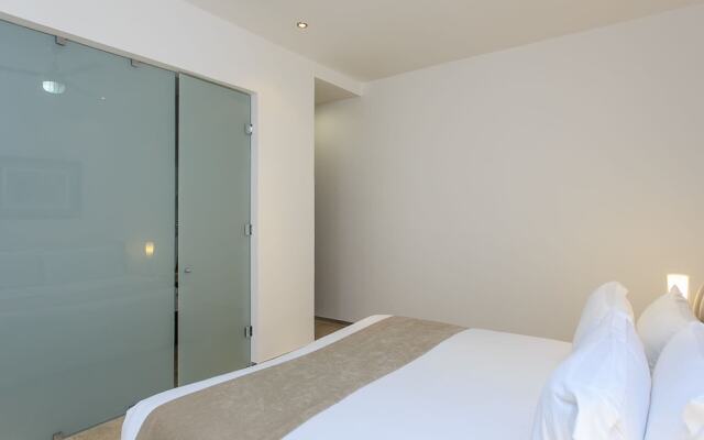 Menesse-2 Bedroom+Steps To The Ocean+Internet