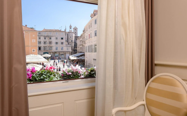 Piazza Heritage Hotel