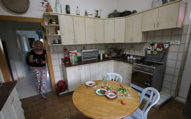 Auberg-Inn Guesthouse