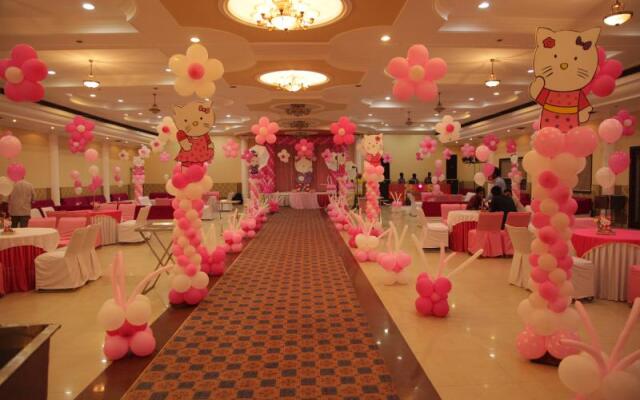 Hotel Amar Palace