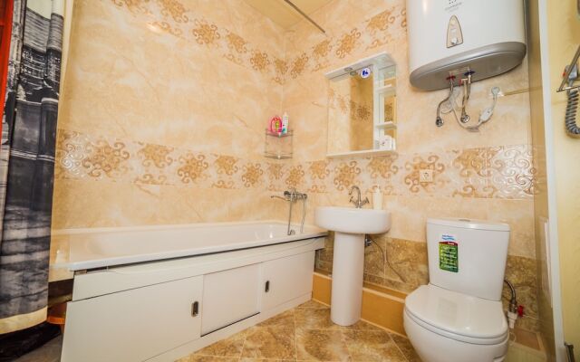 Апартаменты на ул. Комарова, 58-106