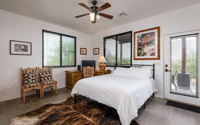 Casa Serenity 4 Bedroom Home by RedAwning