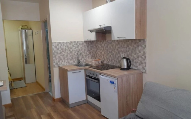 T & P- 200m From Centar City - SA1