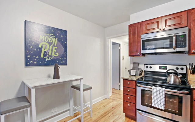 Cozy 1BR Serene Apt in Bowmanville