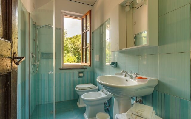 Forte dei Marmi renewed 6 bedroom villa