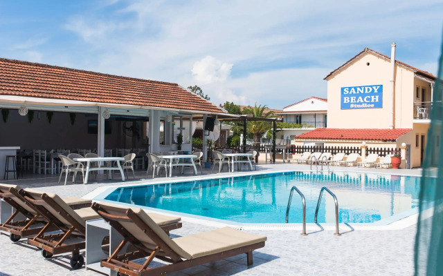 Sandy Beach Complex