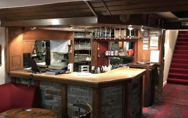 Trewern Arms Hotel