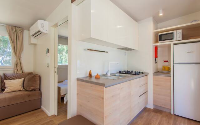 Mobile Homes Delta at Campsite Lopari