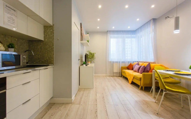 Moment House (Момент Хаус) на улице Народного Ополчения