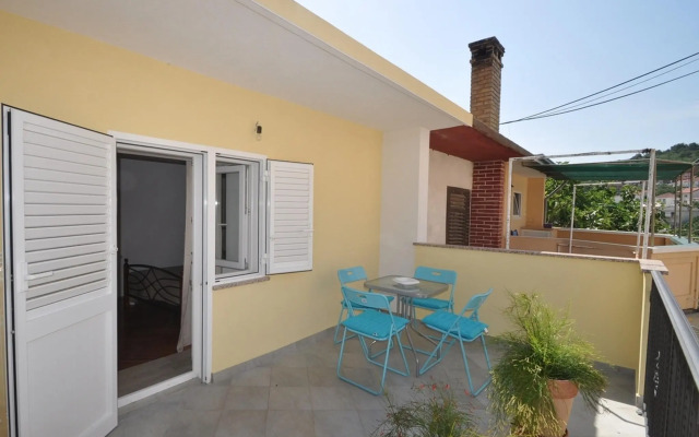 Beautiful holiday home in Vrbnik