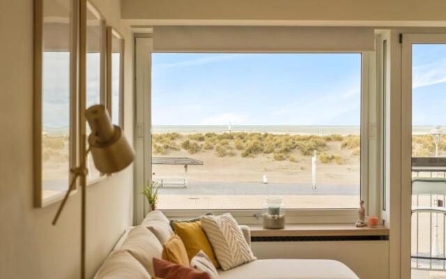 Romantic Getaway with sea view in Nieuwpoort