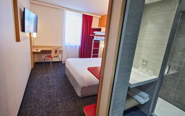 Kyriad ECO - Clermont Ferrand Estaing