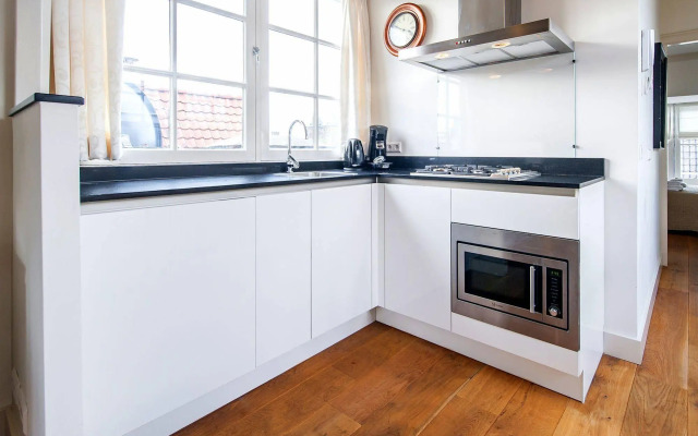 Jordaan Laurier Apartments