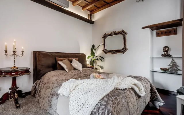 Trevi Fountain Stylish Guesthouse