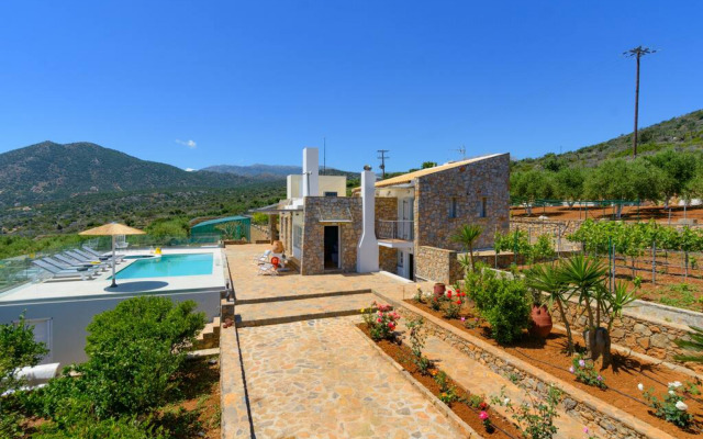 Luxuty 3 bedroom villa