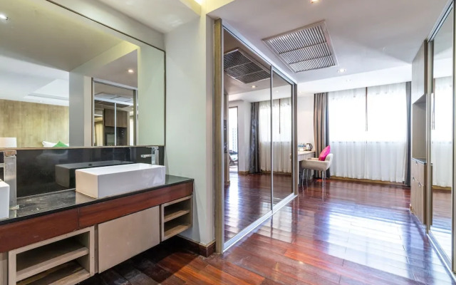 Phuket Moonlit Bay Seaview Resort&Spa