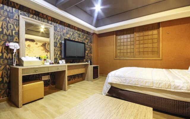 Busan Yeonsandong With