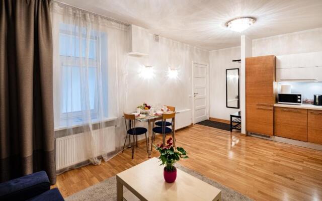 Riga Embassy center Apartment with parking