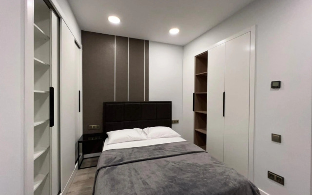 Derenik Demirchyan street, 2 bedrooms Modern, Beautiful apartment DE333