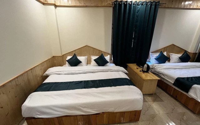 Hotel Mid Orchard Kasol (Riverside)