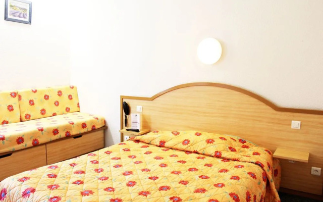 LE GREEN 7 HôTEL RESTAURANT