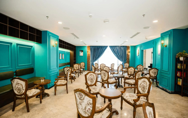 Danaciti Hotel