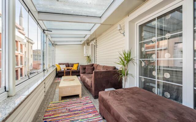 Missafir Exclusive Flat With Terrace in Nisantasi