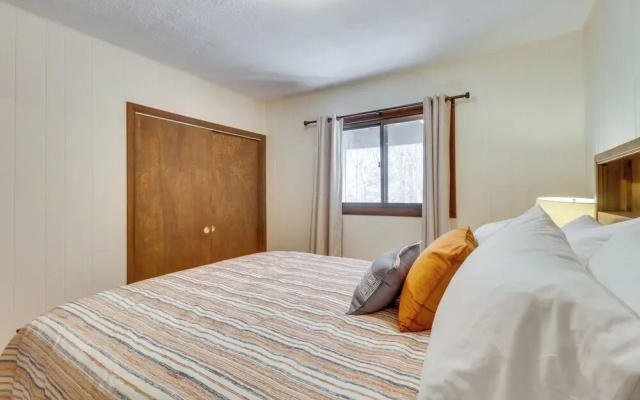 Mcgaheysville Vacation Rental: Yard & Fire Pit!