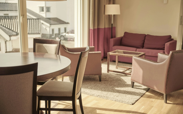 Sola Strand Hotel